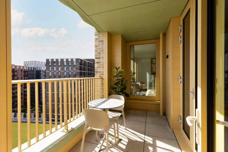 View Superior Two Bedroom Apartment - London Croydon in CR0 1GP, Croydon, Greater London, England, United Kingdom Superior Two Bedroom Apartment - London Croydon in CR0 1GP, Croydon, Greater London, England, United Kingdom - Property image 10 - VivreStays