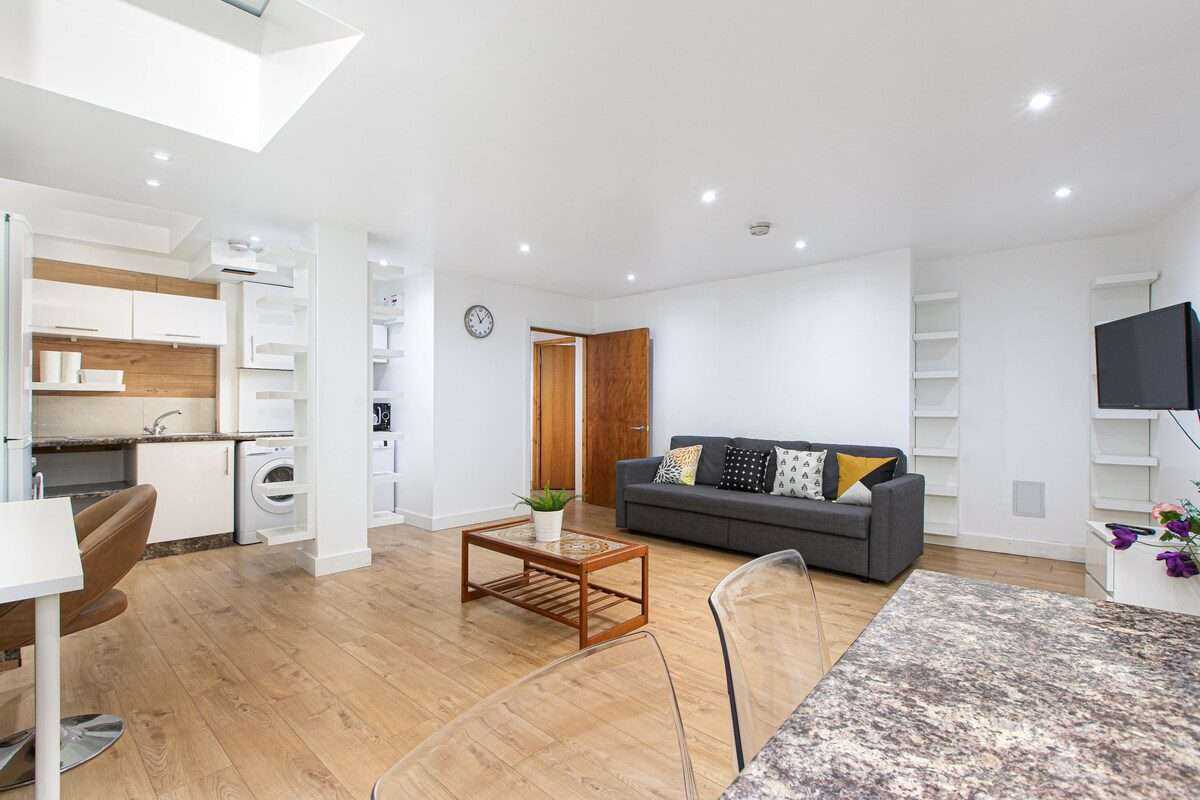 View 1 Bed Kings Cross & St Pancras in 129 King's Cross Road, WC1X 9BJ 1 Bed Kings Cross & St Pancras in 129 King's Cross Road, WC1X 9BJ - Property image 14 - VivreStays