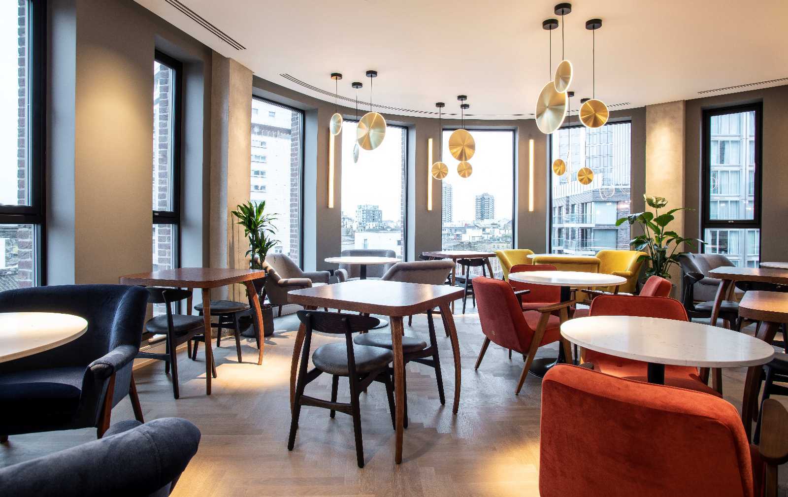 Smart flat in Richmond near Tube Station in TW9 2JY, Richmond, Greater London, England, United Kingdom - Property image 8 - VivreStays