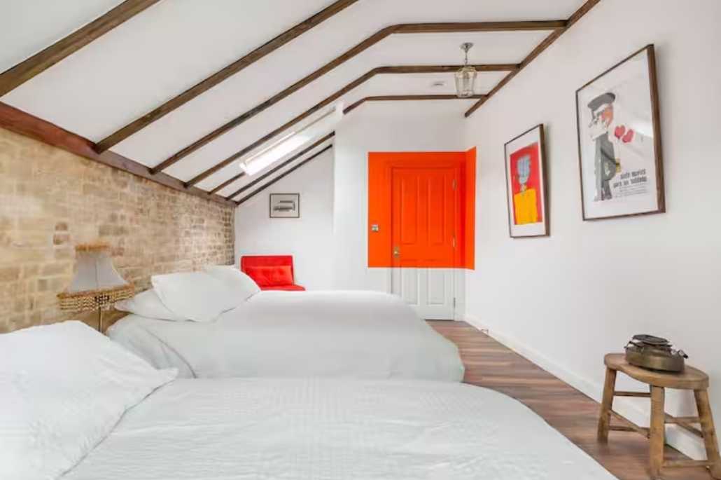 7 bed, 3 bath home | Parking | 2 minutes from Turnpike Lane | Garden + Roof Terrace | Courcy Road N8 in 17 Courcy Road, Haringey, London, N8 0QH, United Kingdom - Property image 16 - VivreStays