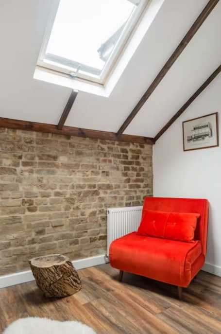 7 bed, 3 bath home | Parking | 2 minutes from Turnpike Lane | Garden + Roof Terrace | Courcy Road N8 in 17 Courcy Road, Haringey, London, N8 0QH, United Kingdom - Property image 14 - VivreStays