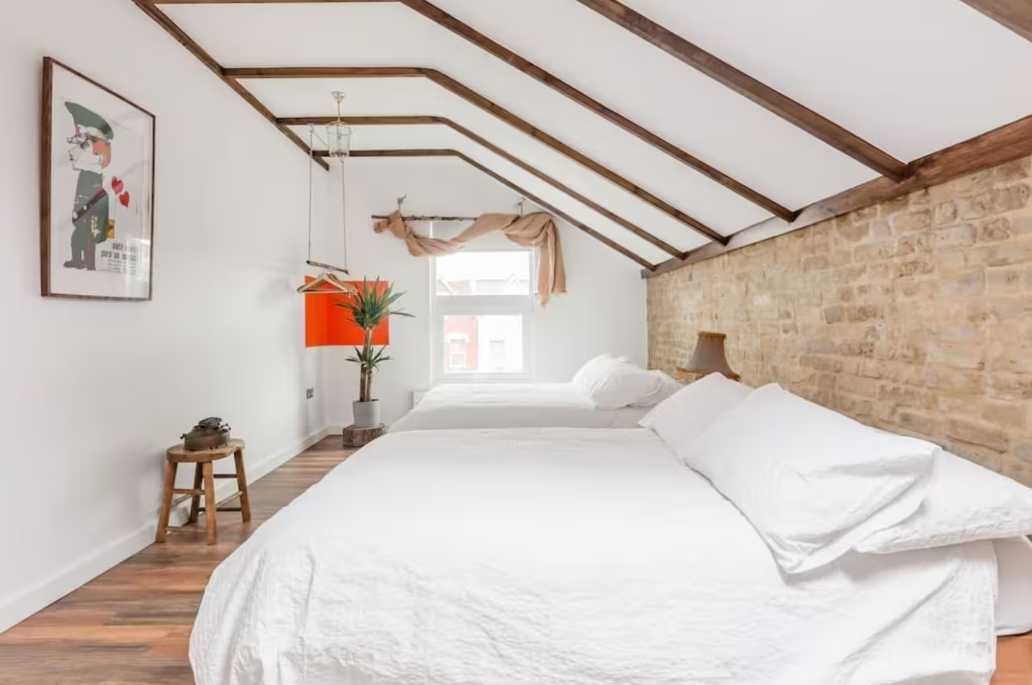 7 bed, 3 bath home | Parking | 2 minutes from Turnpike Lane | Garden + Roof Terrace | Courcy Road N8 in 17 Courcy Road, Haringey, London, N8 0QH, United Kingdom - Property image 15 - VivreStays