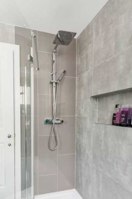 7 bed, 3 bath home | Parking | 2 minutes from Turnpike Lane | Garden + Roof Terrace | Courcy Road N8 in 17 Courcy Road, Haringey, London, N8 0QH, United Kingdom - Property image 27 - VivreStays