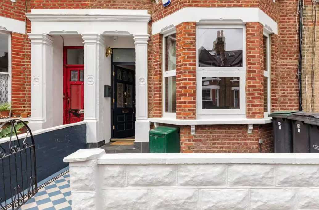 7 bed, 3 bath home | Parking | 2 minutes from Turnpike Lane | Garden + Roof Terrace | Courcy Road N8 in 17 Courcy Road, Haringey, London, N8 0QH, United Kingdom - Property image 33 - VivreStays