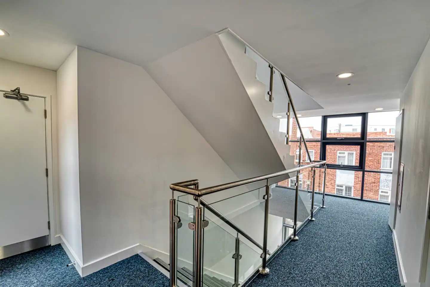 Jewellery Courts Flat 28 in 62 Northwood Street, B3 1TT - Property image 3 - VivreStays
