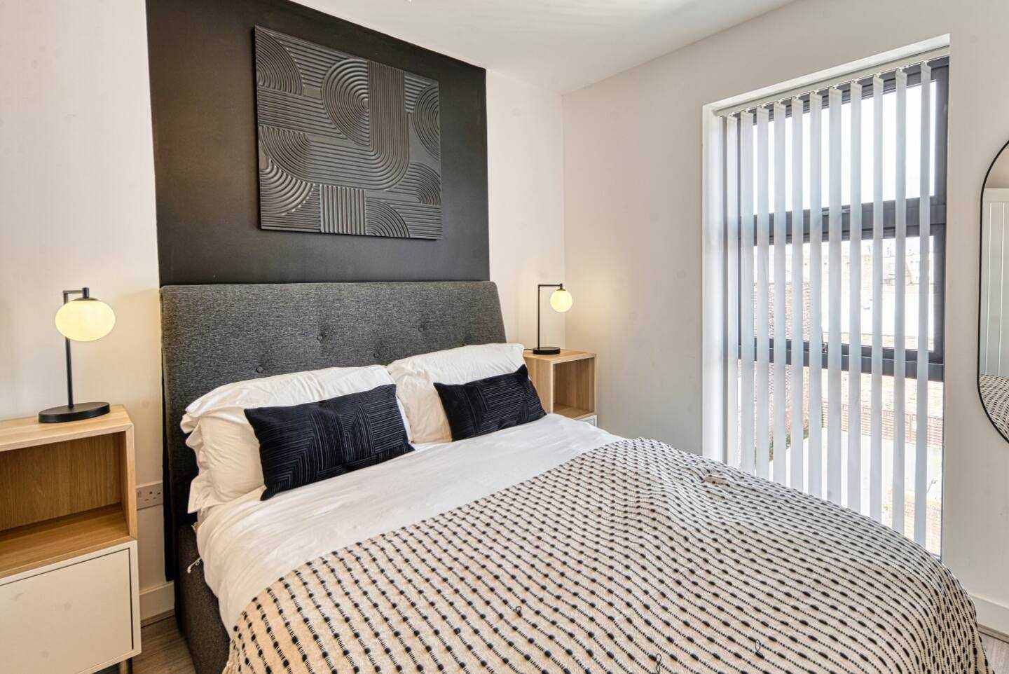 Jewellery Courts Flat 44 in 62 Northwood Street, B3 1TT - Property image 6 - VivreStays
