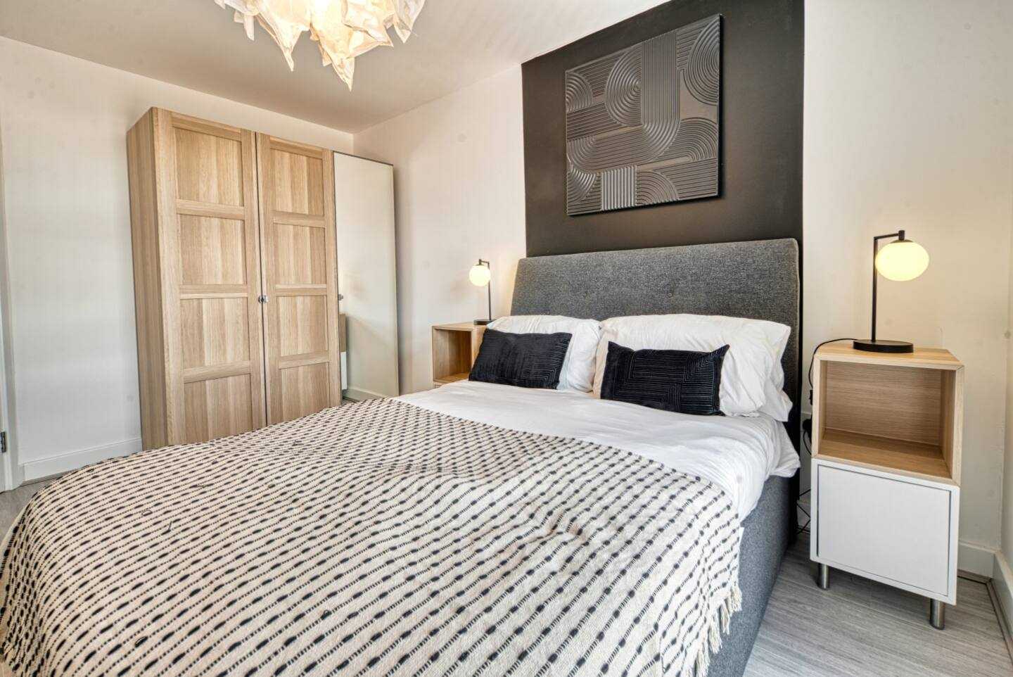 Jewellery Courts Flat 44 in 62 Northwood Street, B3 1TT - Property image 9 - VivreStays