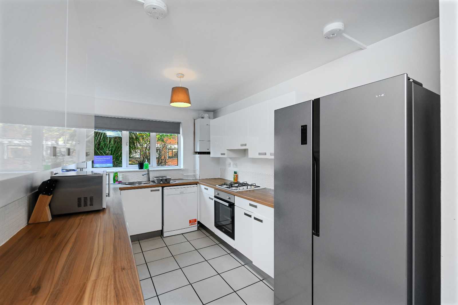 View Montpellier Road 127 in 127 Montpelier Road, NG7 2JY Montpellier Road 127 in 127 Montpelier Road, NG7 2JY - Property image 4 - VivreStays