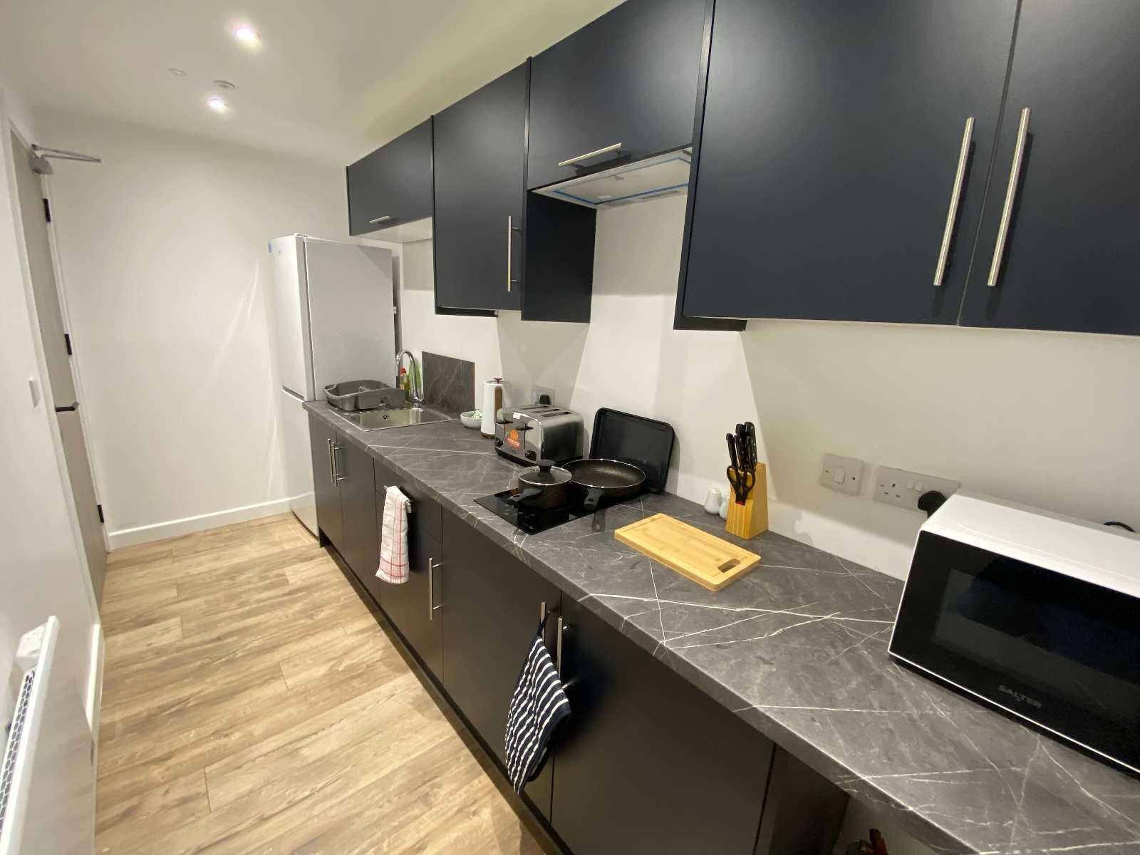 View Noel Suites Flat D in 35-37 Noel Street, NG7 6AQ Noel Suites Flat D in 35-37 Noel Street, NG7 6AQ - Property image 11 - VivreStays