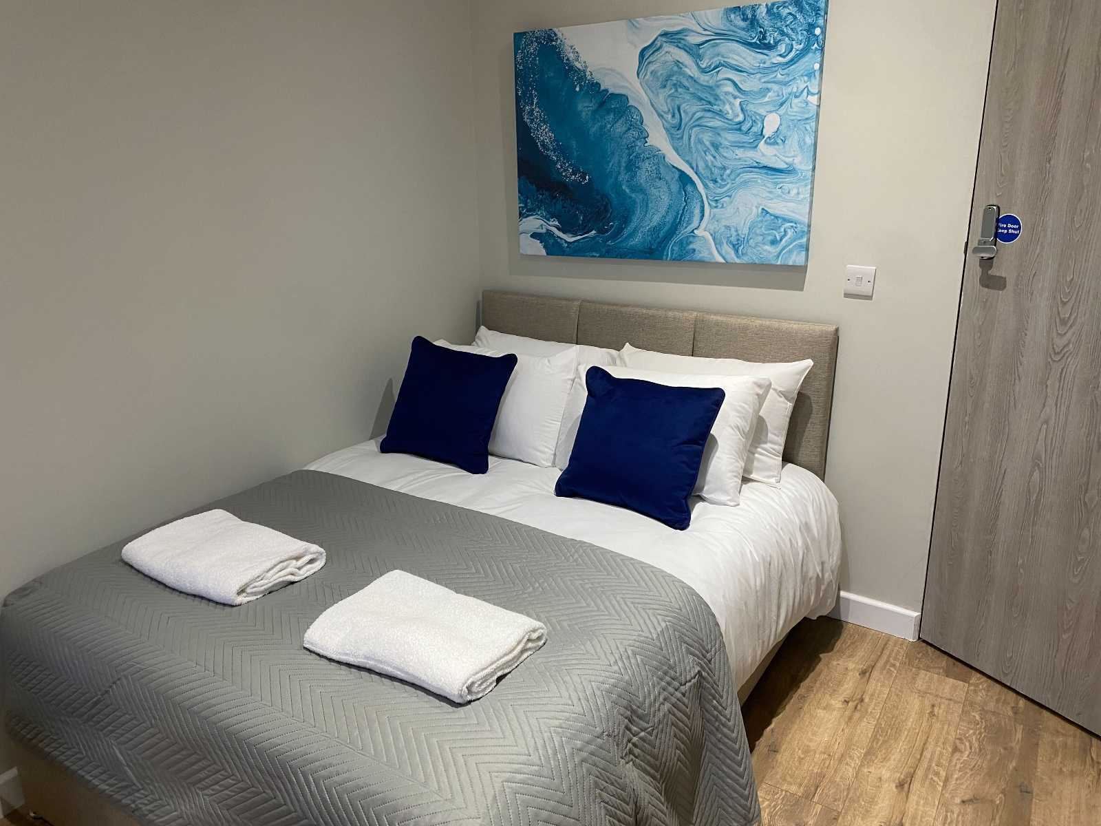 View Noel Suites Flat G in 35-37 Noel Street, NG7 6AQ Noel Suites Flat G in 35-37 Noel Street, NG7 6AQ - Property image 10 - VivreStays