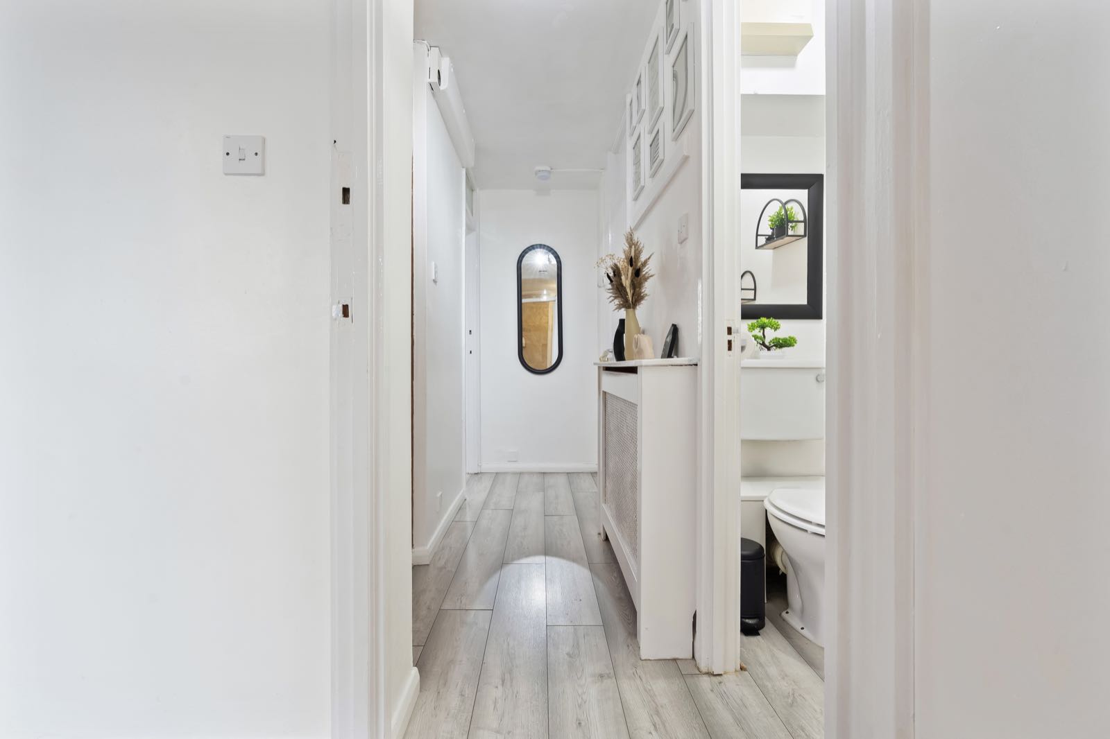 Cosy 1-Bed Apartment In The Heart Of Stockwell in SW9 0UG, London, Greater London, England, United Kingdom - Property image 12 - VivreStays