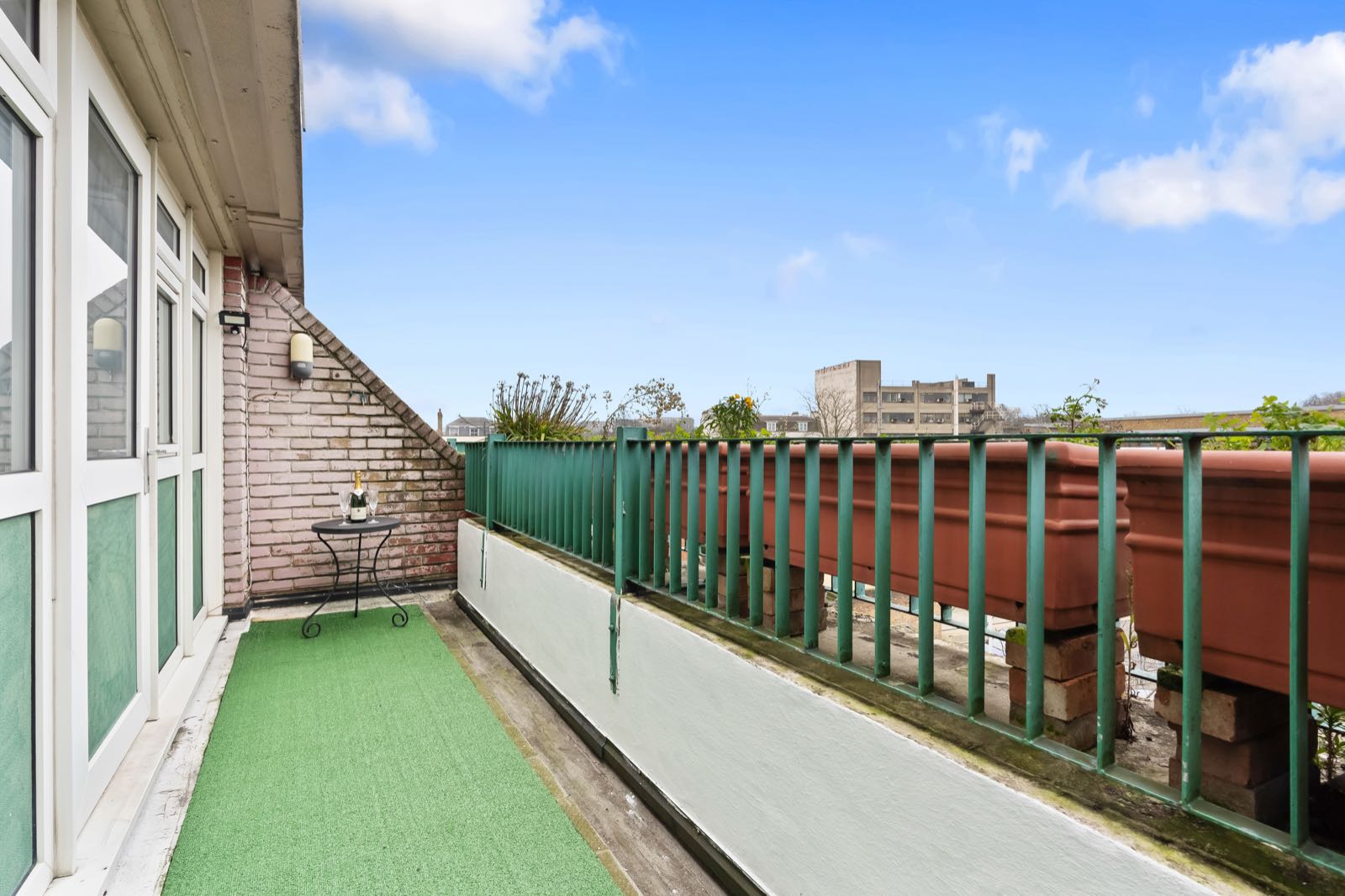Cosy 1-Bed Apartment In The Heart Of Stockwell in SW9 0UG, London, Greater London, England, United Kingdom - Property image 16 - VivreStays