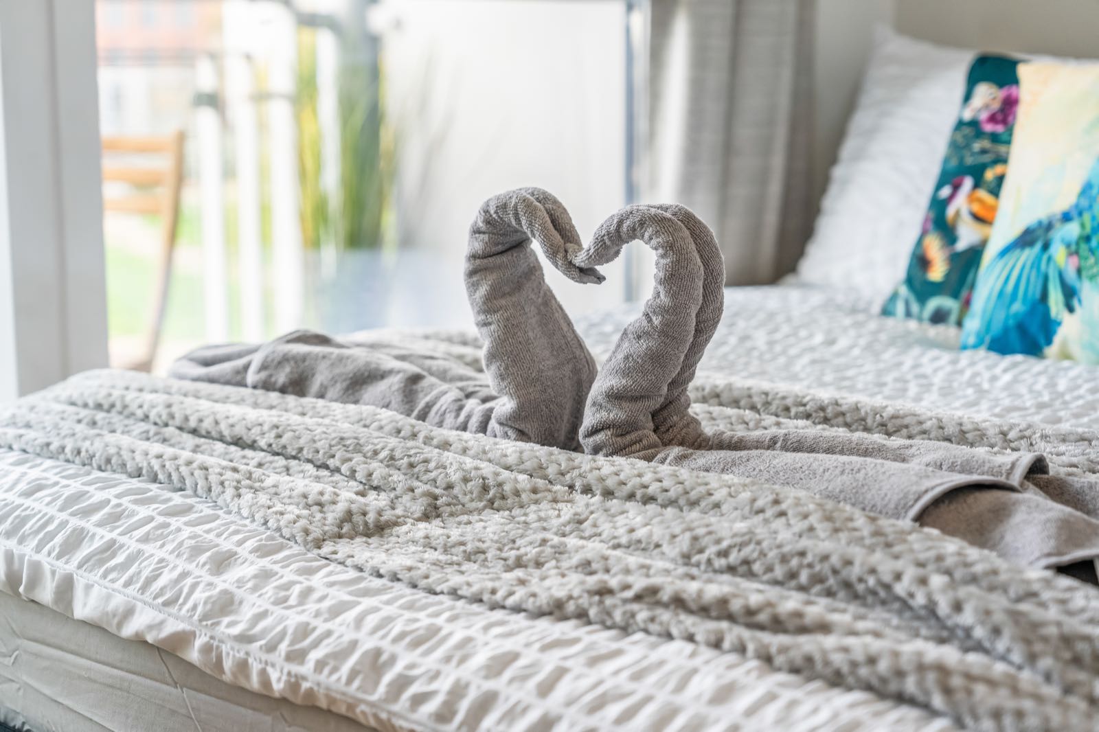 Cosy 1-Bedroom Apartment In Birmingham City Centre in B15 2EE, Birmingham, West Midlands, England, United Kingdom - Property image 5 - VivreStays