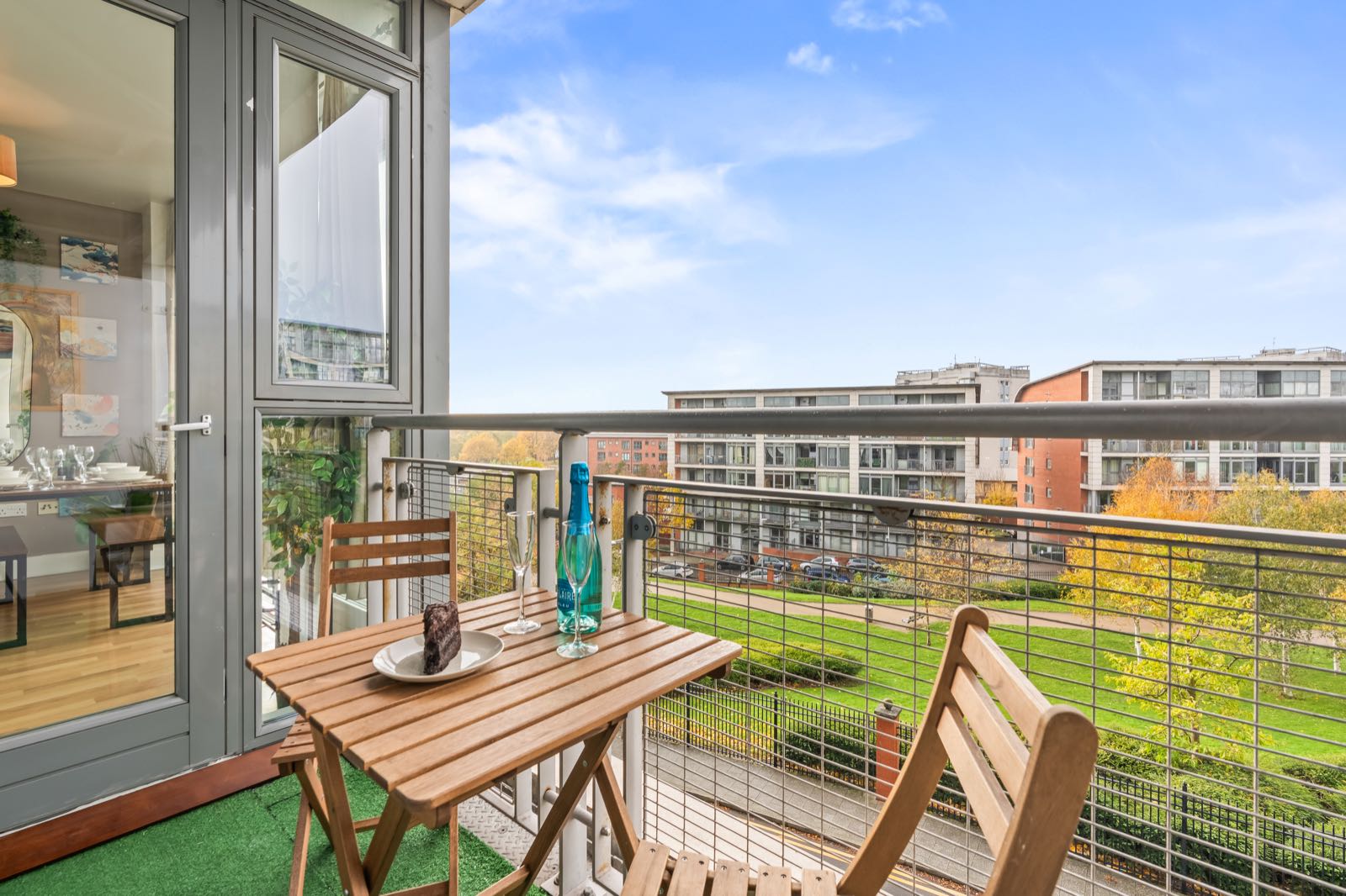 Cosy 1-Bedroom Apartment In Birmingham City Centre in B15 2EE, Birmingham, West Midlands, England, United Kingdom - Property image 75 - VivreStays