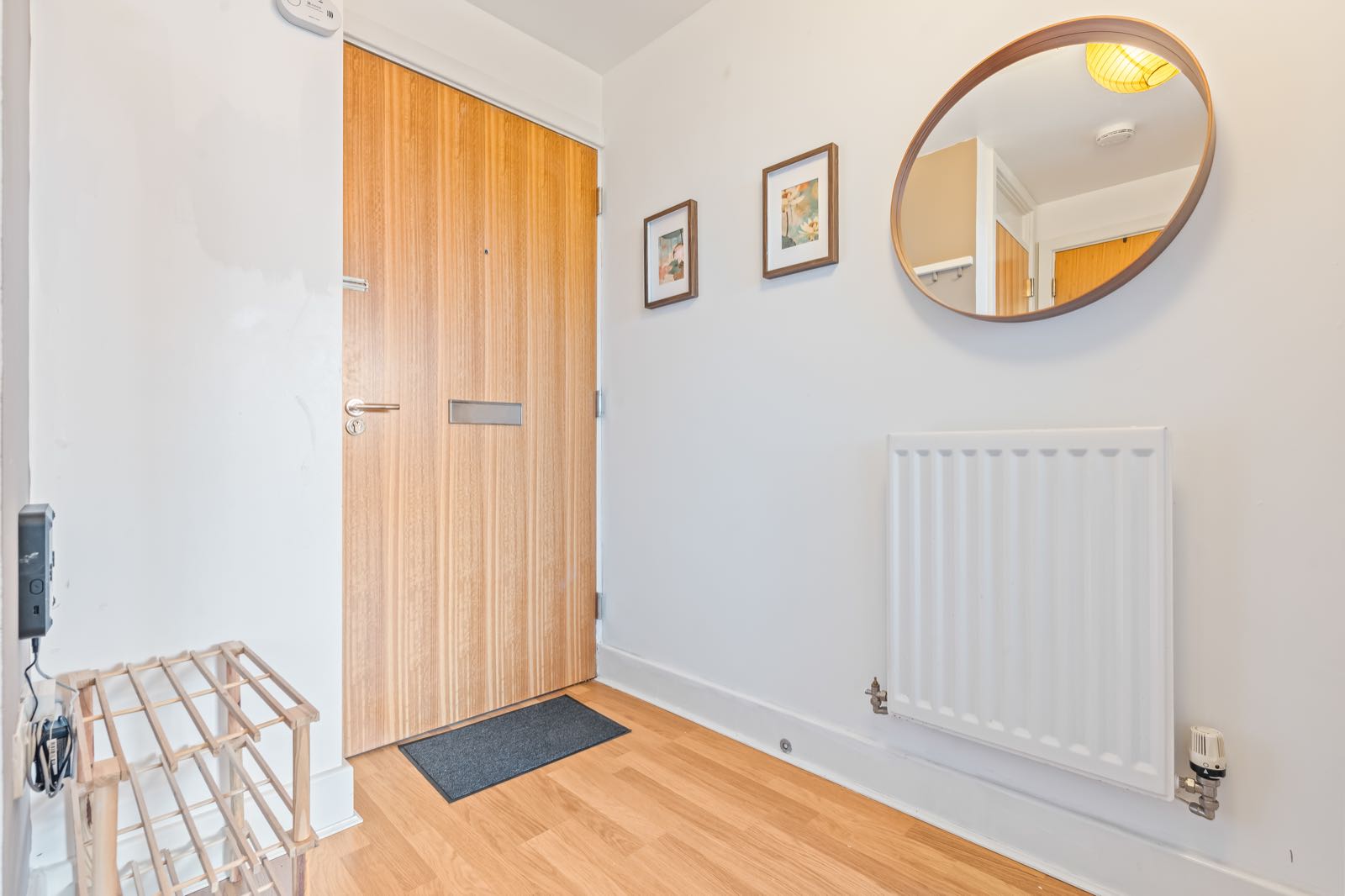 Cosy 1-Bedroom Apartment In Birmingham City Centre in B15 2EE, Birmingham, West Midlands, England, United Kingdom - Property image 89 - VivreStays