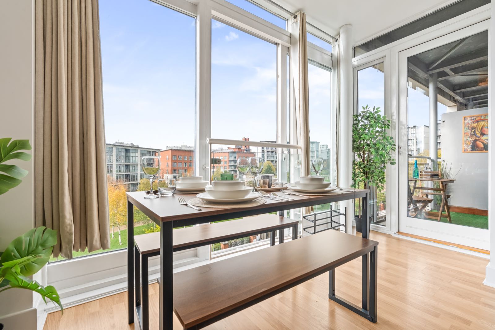 Cosy 1-Bedroom Apartment In Birmingham City Centre in B15 2EE, Birmingham, West Midlands, England, United Kingdom - Property image 66 - VivreStays