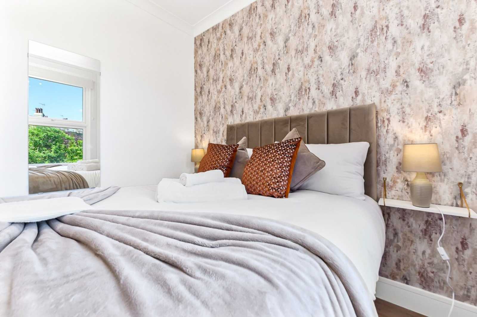 2 bed, 1 bath | Ground Floor Apartment | Agincourt Road NW3 in 35 Agincourt Road, NW3 2PA - Property image 14 - VivreStays