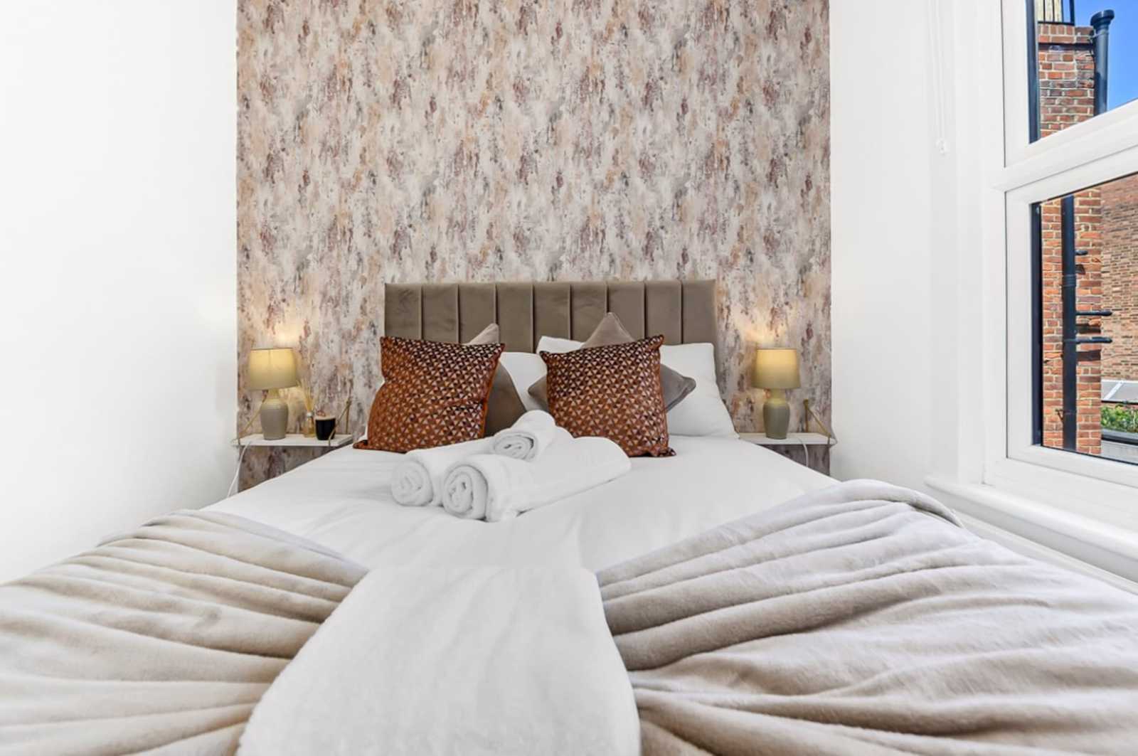 2 bed, 1 bath | Ground Floor Apartment | Agincourt Road NW3 in 35 Agincourt Road, NW3 2PA - Property image 15 - VivreStays