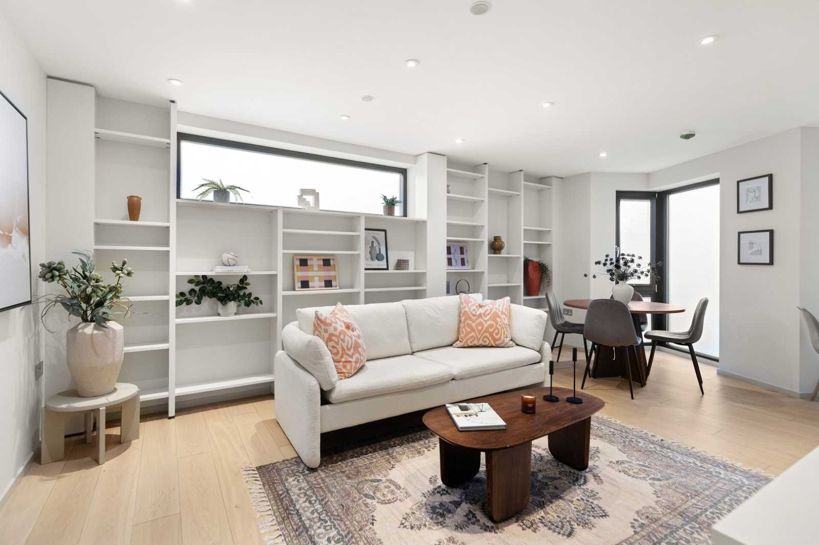 2 bed, 2 bath | Lift Access Apartment | Seven Sisters Road N7 serviced apartment - London - VivreStays