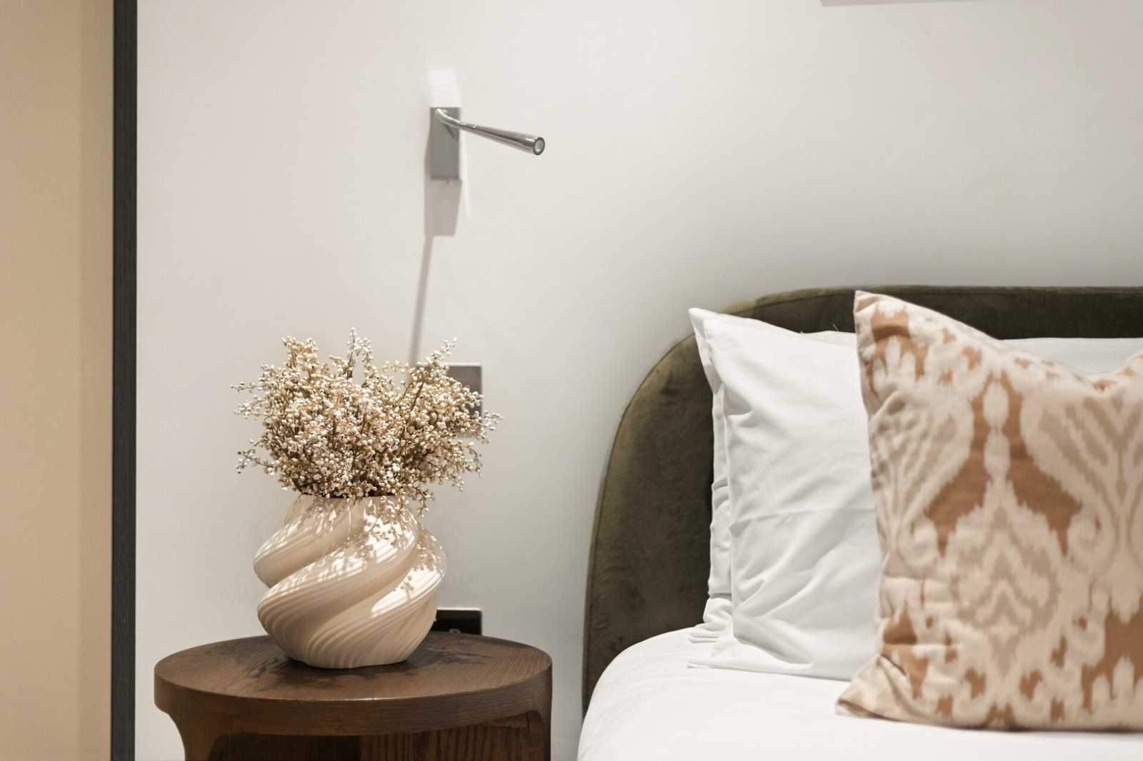 View 2 bed, 2 bath | Lift Access Apartment | Seven Sisters Road N7 in 103 Seven Sisters Road, N7 7QP 2 bed, 2 bath | Lift Access Apartment | Seven Sisters Road N7 in 103 Seven Sisters Road, N7 7QP - Property image 11 - VivreStays