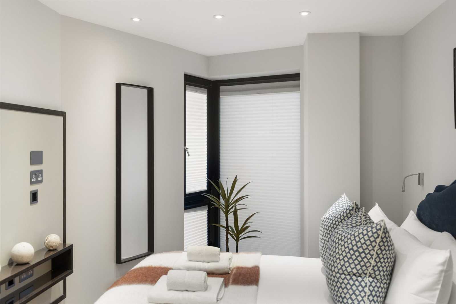 View 2 bed, 2 bath | Lift Access Apartment | Seven Sisters Road N7 in 103 Seven Sisters Road, N7 7QP 2 bed, 2 bath | Lift Access Apartment | Seven Sisters Road N7 in 103 Seven Sisters Road, N7 7QP - Property image 12 - VivreStays