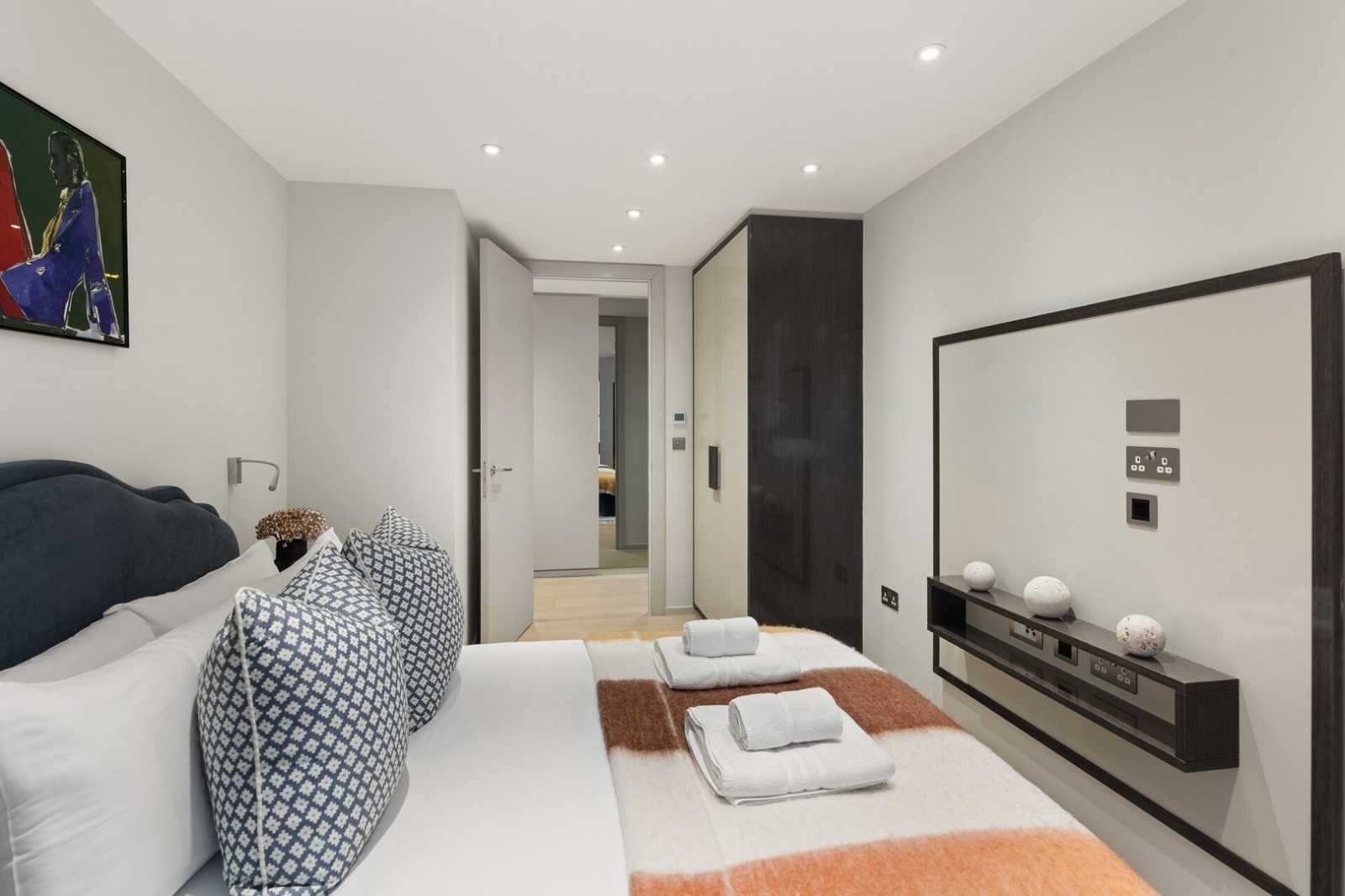 View 2 bed, 2 bath | Lift Access Apartment | Seven Sisters Road N7 in 103 Seven Sisters Road, N7 7QP 2 bed, 2 bath | Lift Access Apartment | Seven Sisters Road N7 in 103 Seven Sisters Road, N7 7QP - Property image 17 - VivreStays