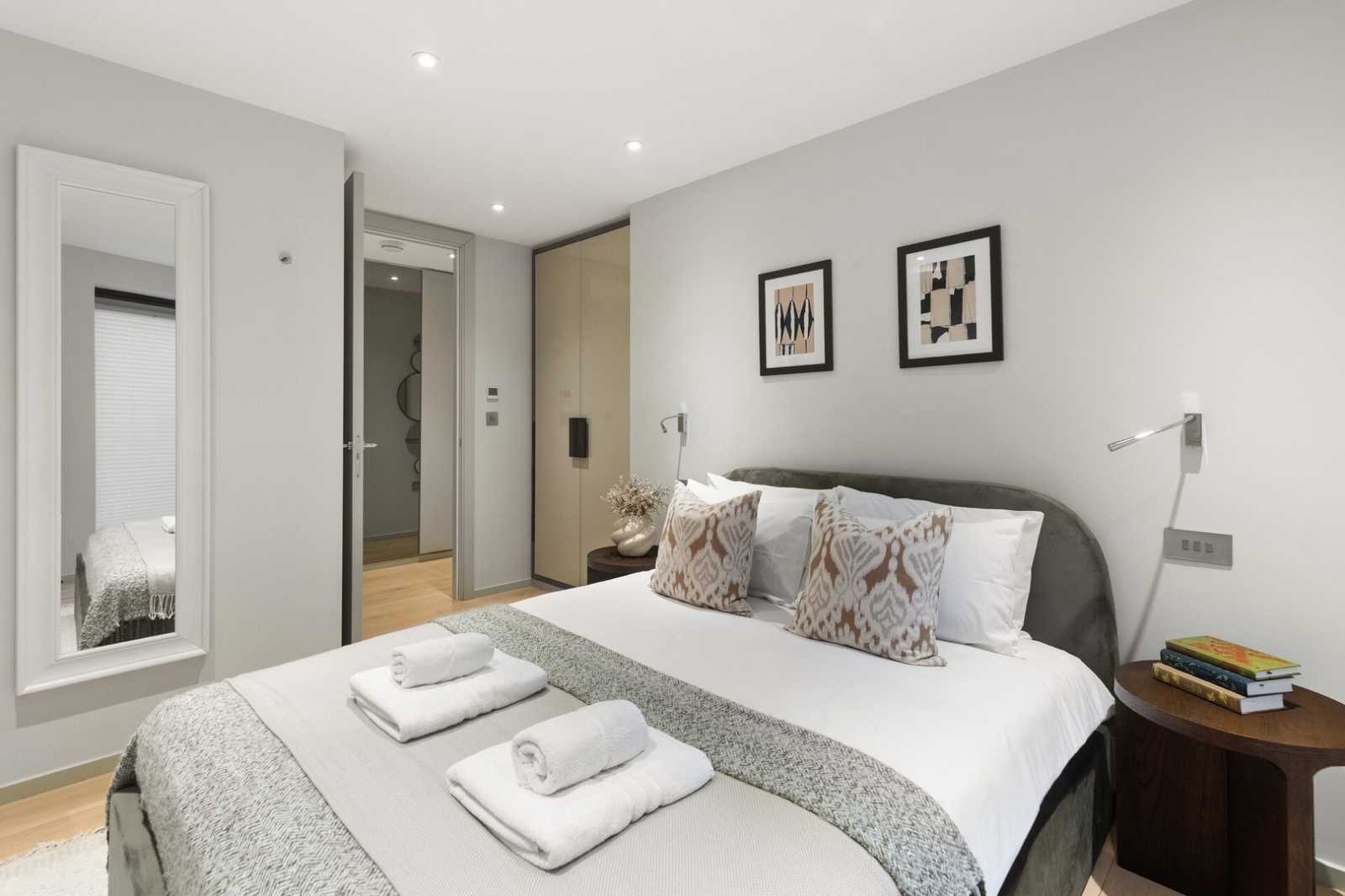 View 2 bed, 2 bath | Lift Access Apartment | Seven Sisters Road N7 in 103 Seven Sisters Road, N7 7QP 2 bed, 2 bath | Lift Access Apartment | Seven Sisters Road N7 in 103 Seven Sisters Road, N7 7QP - Property image 14 - VivreStays