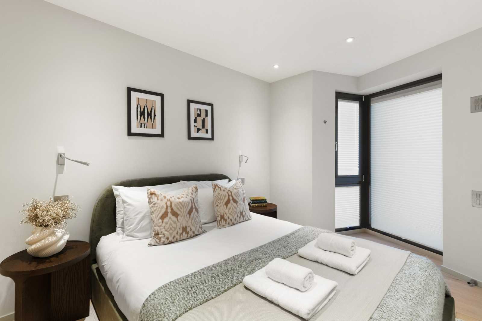 View 2 bed, 2 bath | Lift Access Apartment | Seven Sisters Road N7 in 103 Seven Sisters Road, N7 7QP 2 bed, 2 bath | Lift Access Apartment | Seven Sisters Road N7 in 103 Seven Sisters Road, N7 7QP - Property image 15 - VivreStays