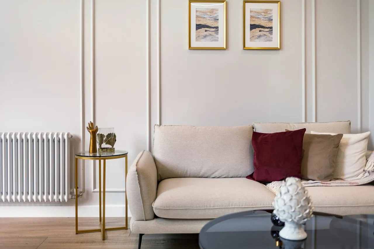 View 3 bed, 3 bath | Ground Floor Apartment | The Ridgeway NW11 in 47 The Ridgeway, London, NW11 8QP, United Kingdom 3 bed, 3 bath | Ground Floor Apartment | The Ridgeway NW11 in 47 The Ridgeway, London, NW11 8QP, United Kingdom - Property image 10 - VivreStays