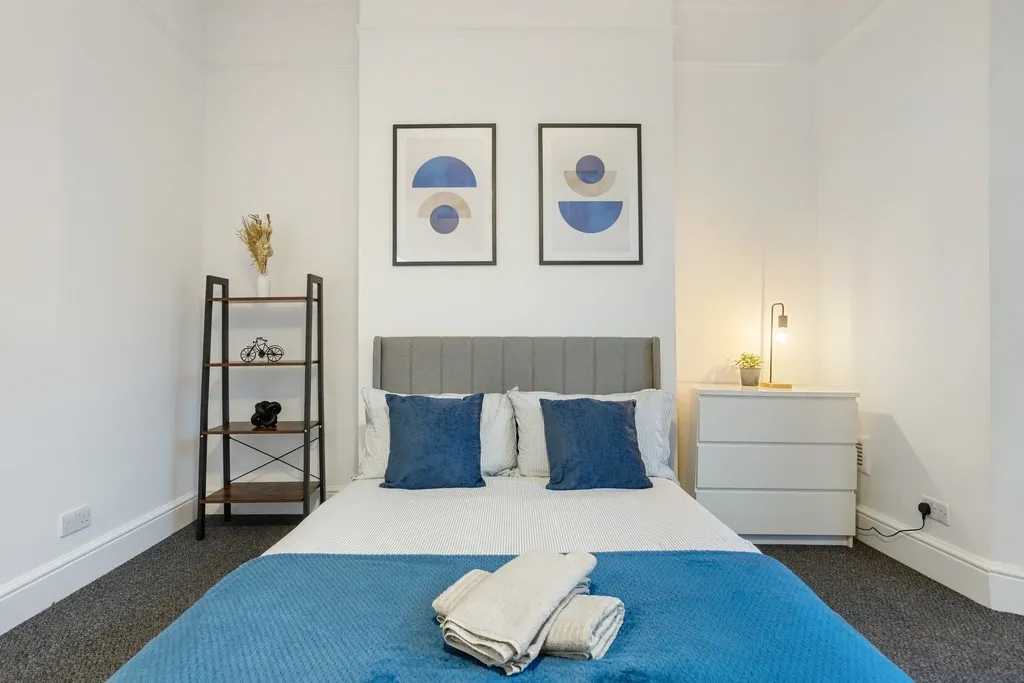 3 bed, 1 bath | Ground Floor | Free Parking | The Avenue N8 in 15 The Avenue, Haringey, London, N8 0JR, United Kingdom - Property image 8 - VivreStays