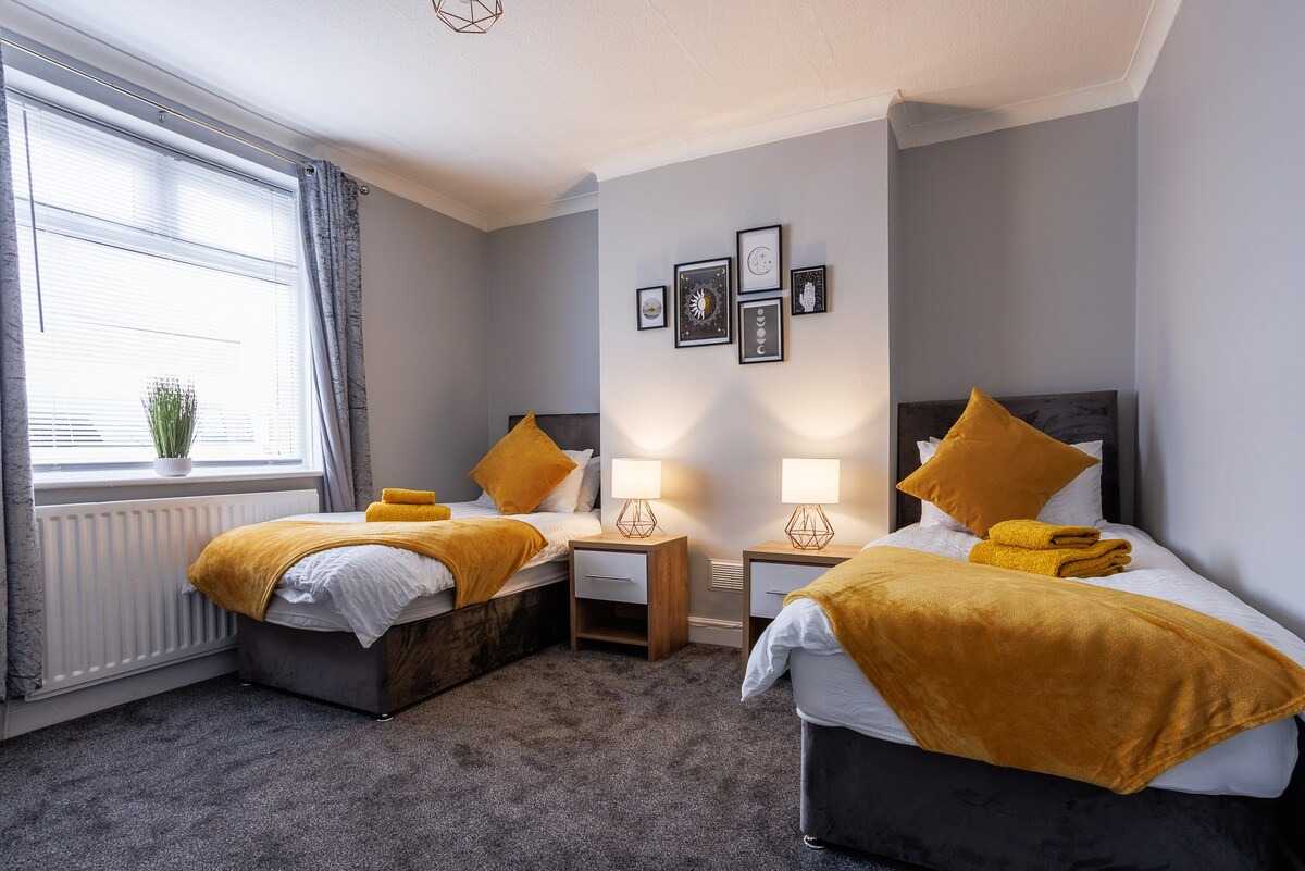 2 bed, 1 bath | GF | FREE Street Parking | FREE Fortnightly Clean | Lily Avenue NE22 in NE22 5BB, Bedlington, Northumberland, England, United Kingdom - Property image 14 - VivreStays