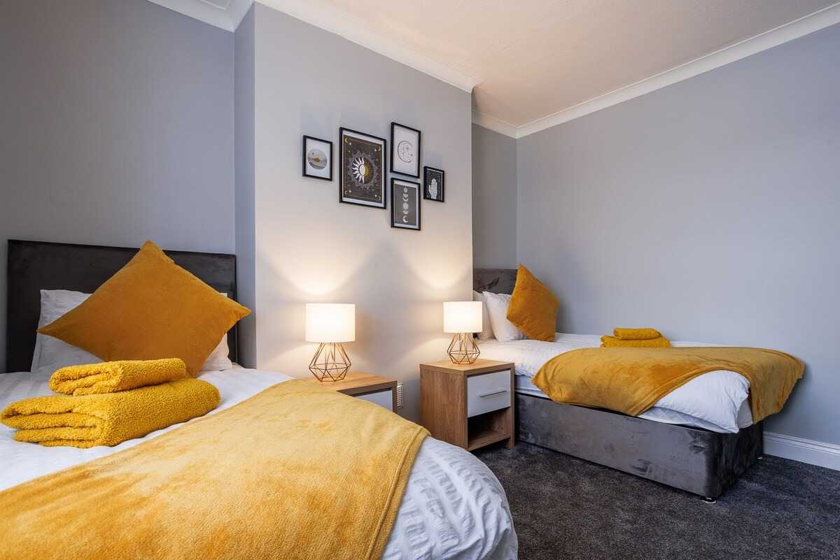 2 bed, 1 bath | GF | FREE Street Parking | FREE Fortnightly Clean | Lily Avenue NE22 in NE22 5BB, Bedlington, Northumberland, England, United Kingdom - Property image 20 - VivreStays
