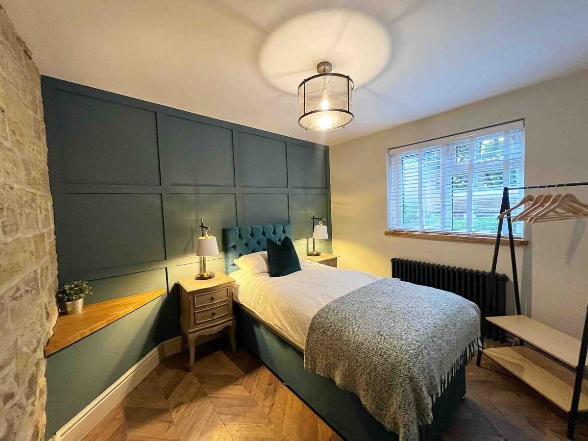 3 bed, 1 bath | FREE Parking | Bullers Green NE61 in NE61 1DF - Property image 13 - VivreStays