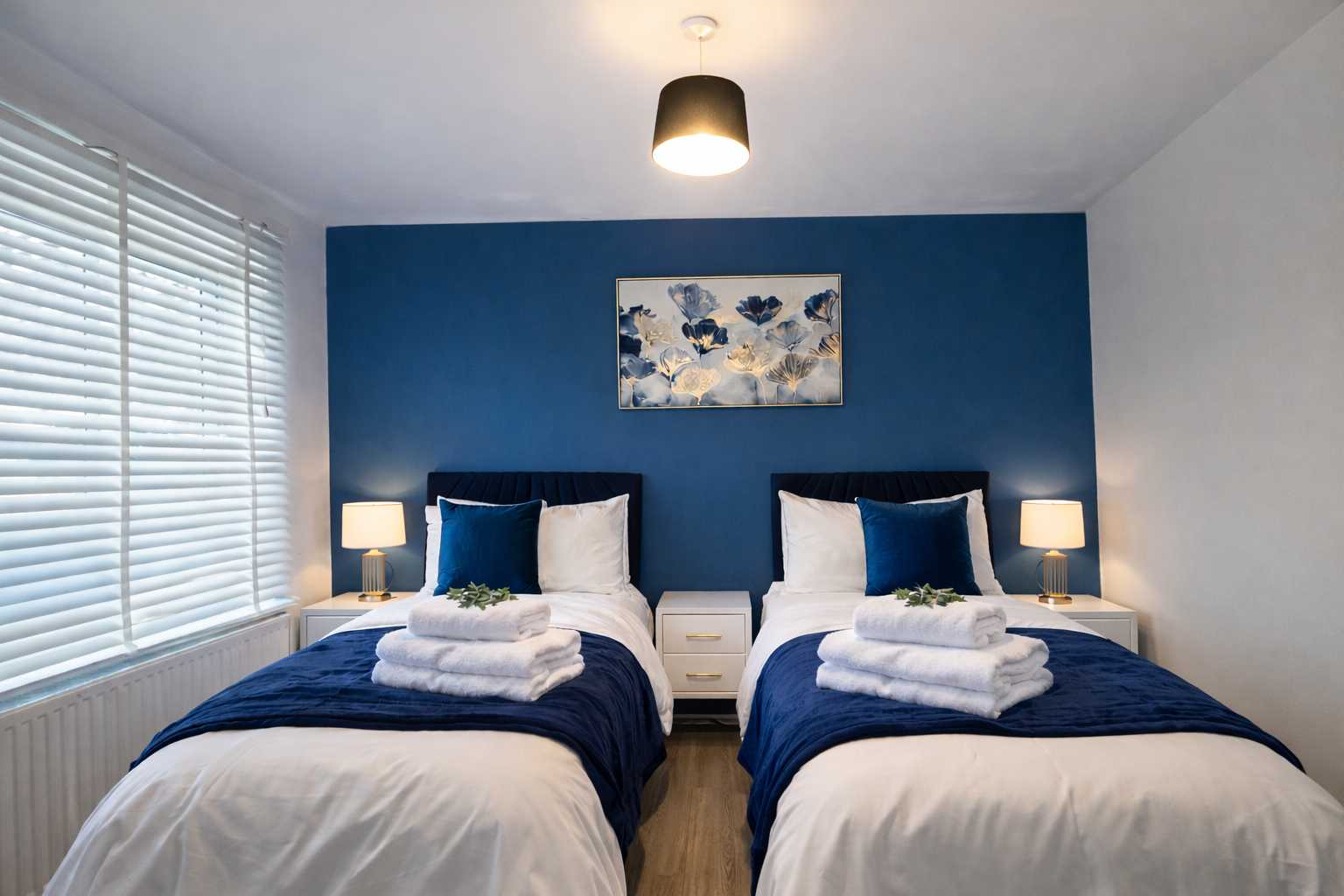 4 Bed Cosy Home, Free Parking, Dedicated Workspace in 17 Chaundler Road, Winchester, SO23 7HW, United Kingdom - Property image 21 - VivreStays