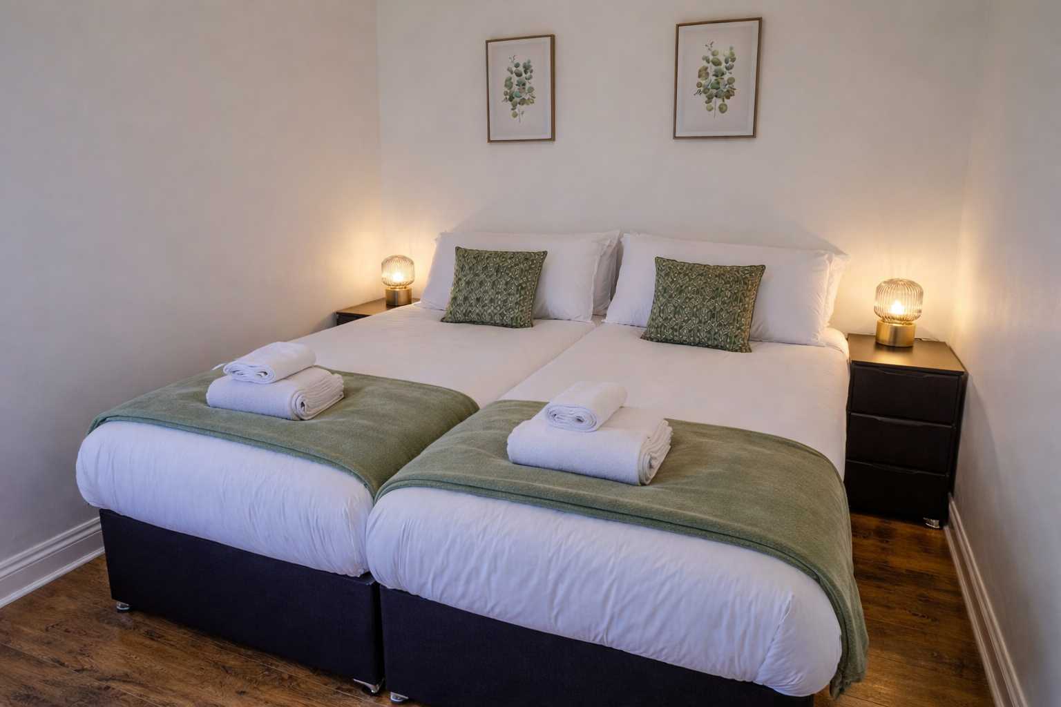 Cosy 4BR Home, Central Bromley, Bromley South Station in 27 Bromley Gardens, BR2 0ES - Property image 4 - VivreStays