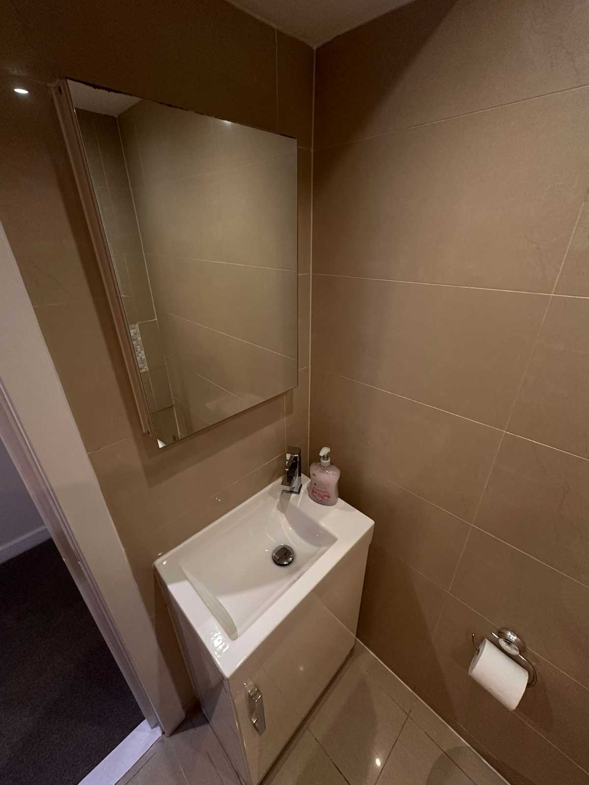City Centre Duplex Apartment Liverpool by StaySavvy Accommodation (1) in 38 Victoria Street, Liverpool, L1 6BX, United Kingdom - Property image 5 - VivreStays