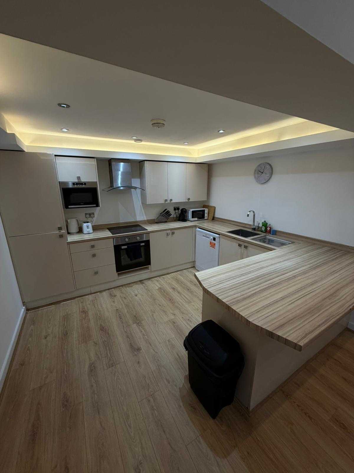 City Centre Duplex Apartment Liverpool by StaySavvy Accommodation (1) in 38 Victoria Street, Liverpool, L1 6BX, United Kingdom - Property image 24 - VivreStays
