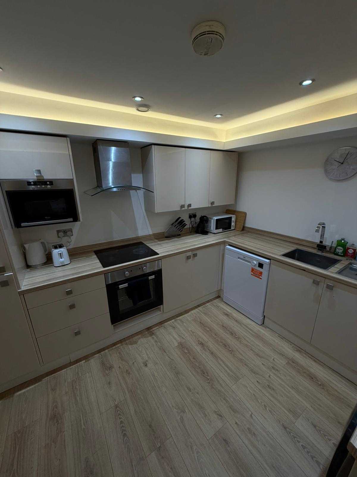 City Centre Duplex Apartment Liverpool by StaySavvy Accommodation (1) in 38 Victoria Street, Liverpool, L1 6BX, United Kingdom - Property image 25 - VivreStays