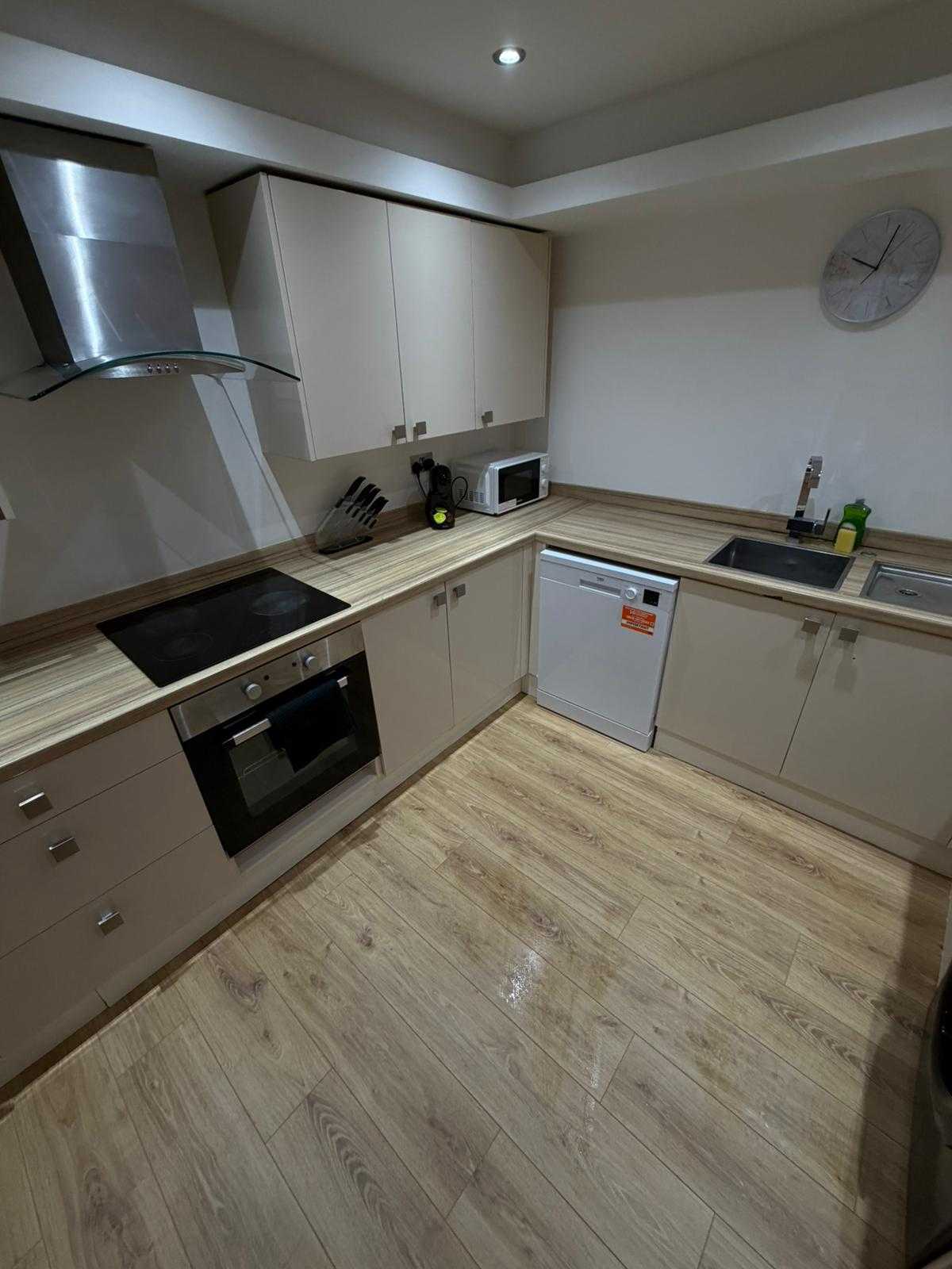 City Centre Duplex Apartment Liverpool by StaySavvy Accommodation (1) in 38 Victoria Street, Liverpool, L1 6BX, United Kingdom - Property image 36 - VivreStays