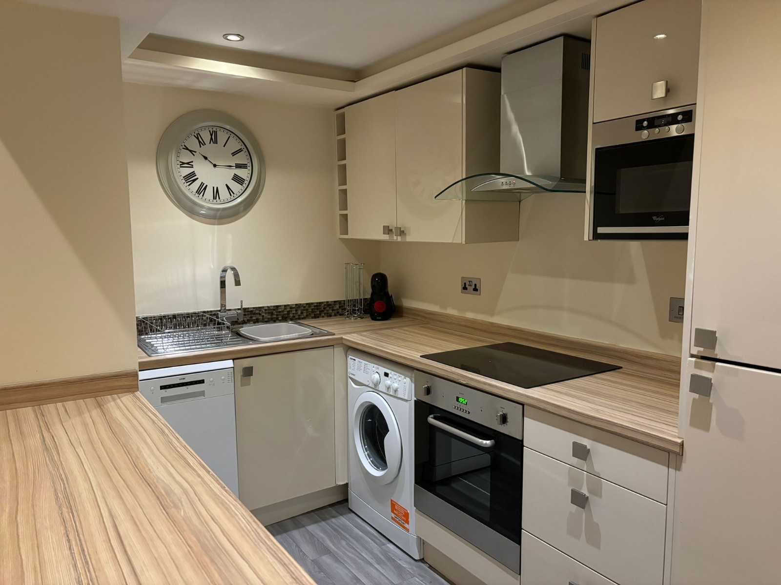 City Centre Duplex Apartment Liverpool by StaySavvy Accommodation (1) in 38 Victoria Street, Liverpool, L1 6BX, United Kingdom - Property image 40 - VivreStays