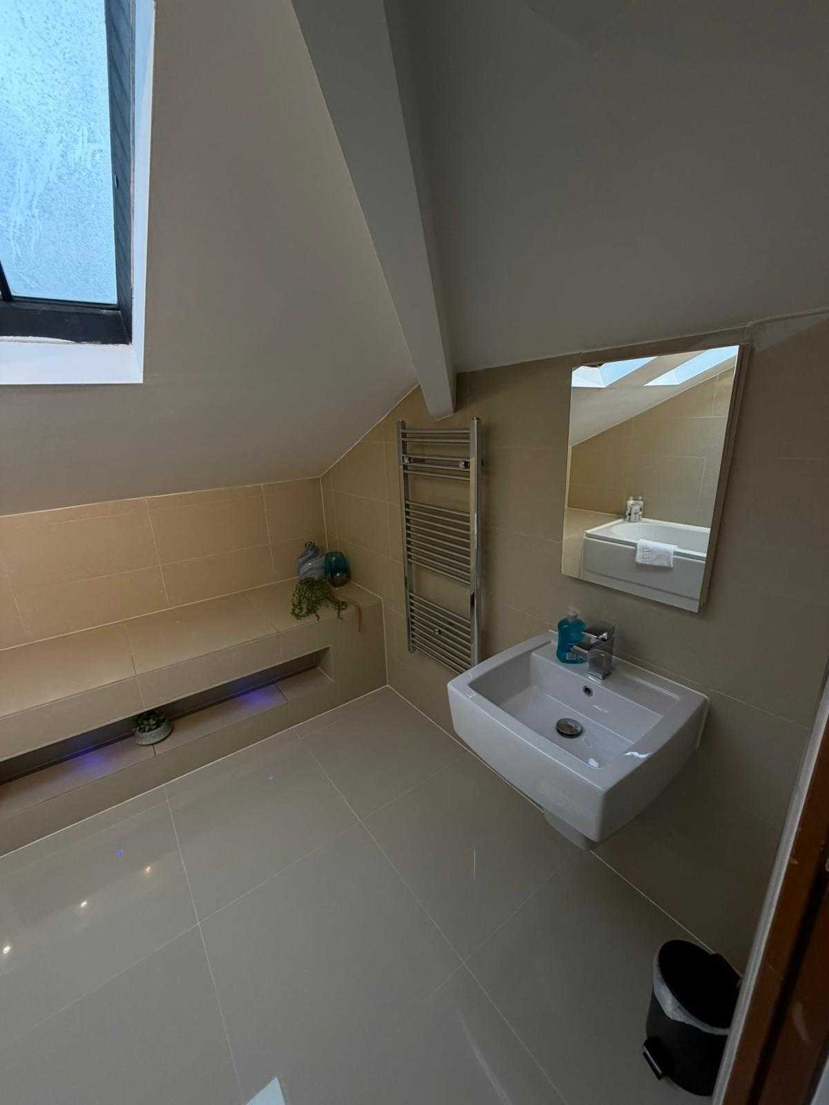City Centre Duplex Apartment Liverpool by StaySavvy Accommodation (1) in 38 Victoria Street, Liverpool, L1 6BX, United Kingdom - Property image 43 - VivreStays