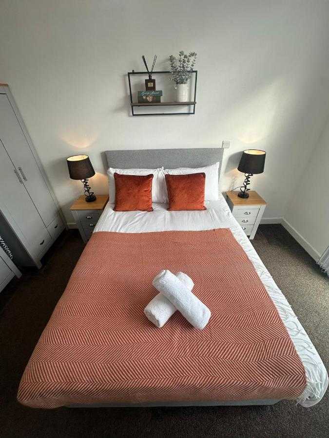 City View One Bedroom Apartment by StaySavvy Accommodation in 46 Cheapside, Liverpool, L3 2HA, United Kingdom - Property image 33 - VivreStays