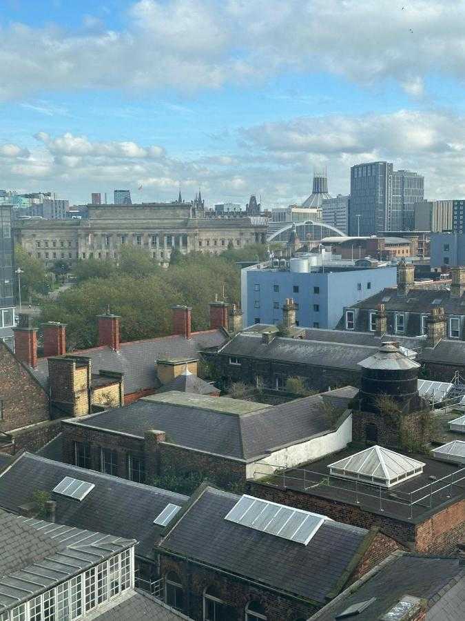 City View One Bedroom Apartment by StaySavvy Accommodation in 46 Cheapside, Liverpool, L3 2HA, United Kingdom - Property image 36 - VivreStays