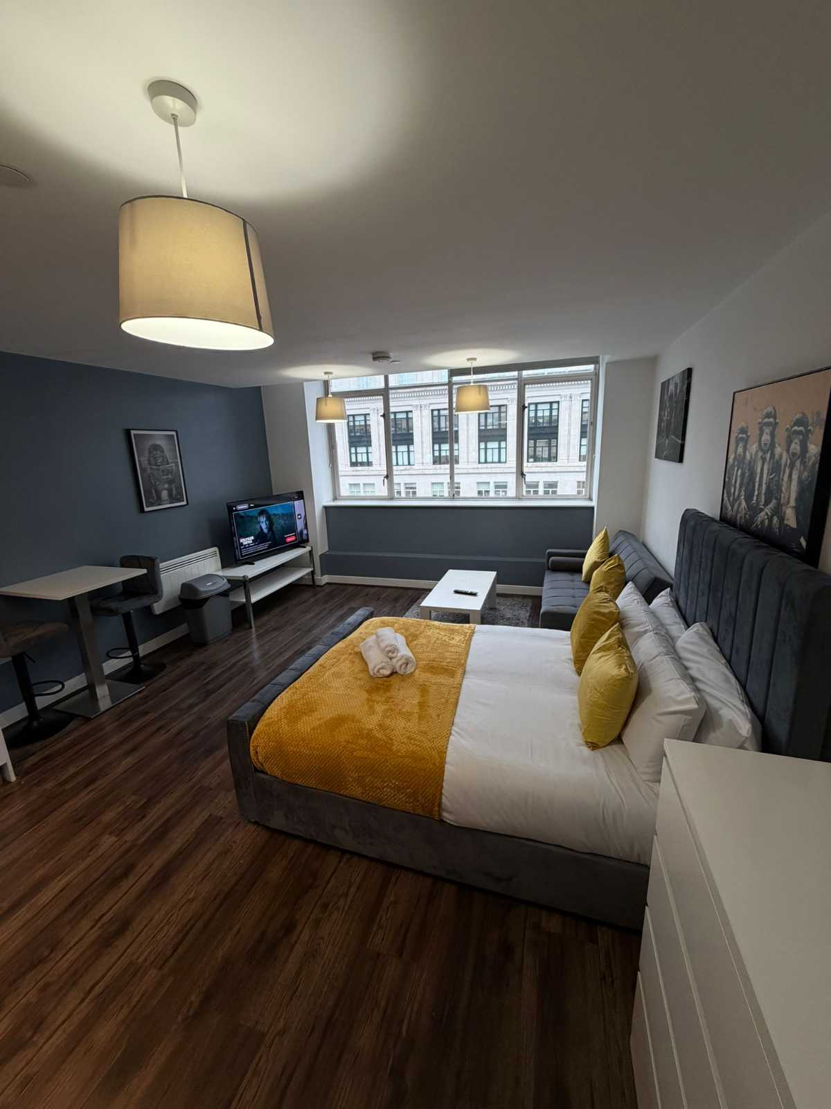 City View Studio Apartment – Liverpool by StaySavvy Accommodation in 7 The Strand, Liverpool, L2 0PP, United Kingdom - Property image 11 - VivreStays