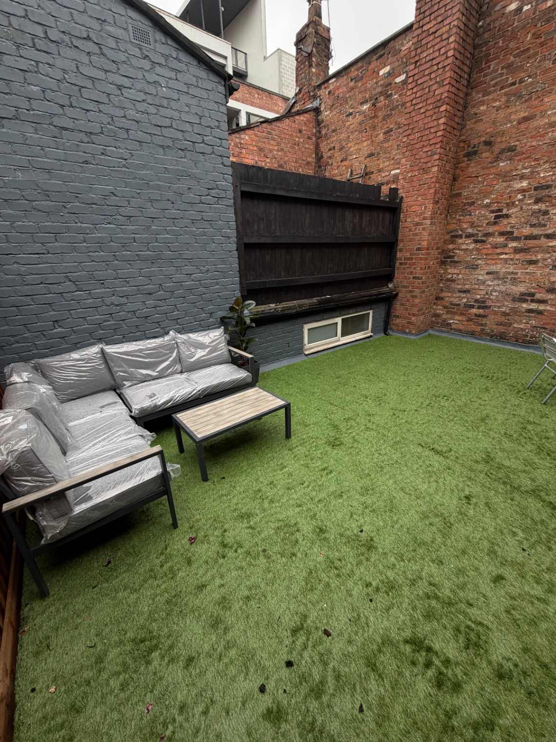 View Spacious 4BR Central Liverpool + Private Terrace in 88 Bold Street, Liverpool, L1 4HY, United Kingdom Spacious 4BR Central Liverpool + Private Terrace in 88 Bold Street, Liverpool, L1 4HY, United Kingdom - Property image 5 - VivreStays