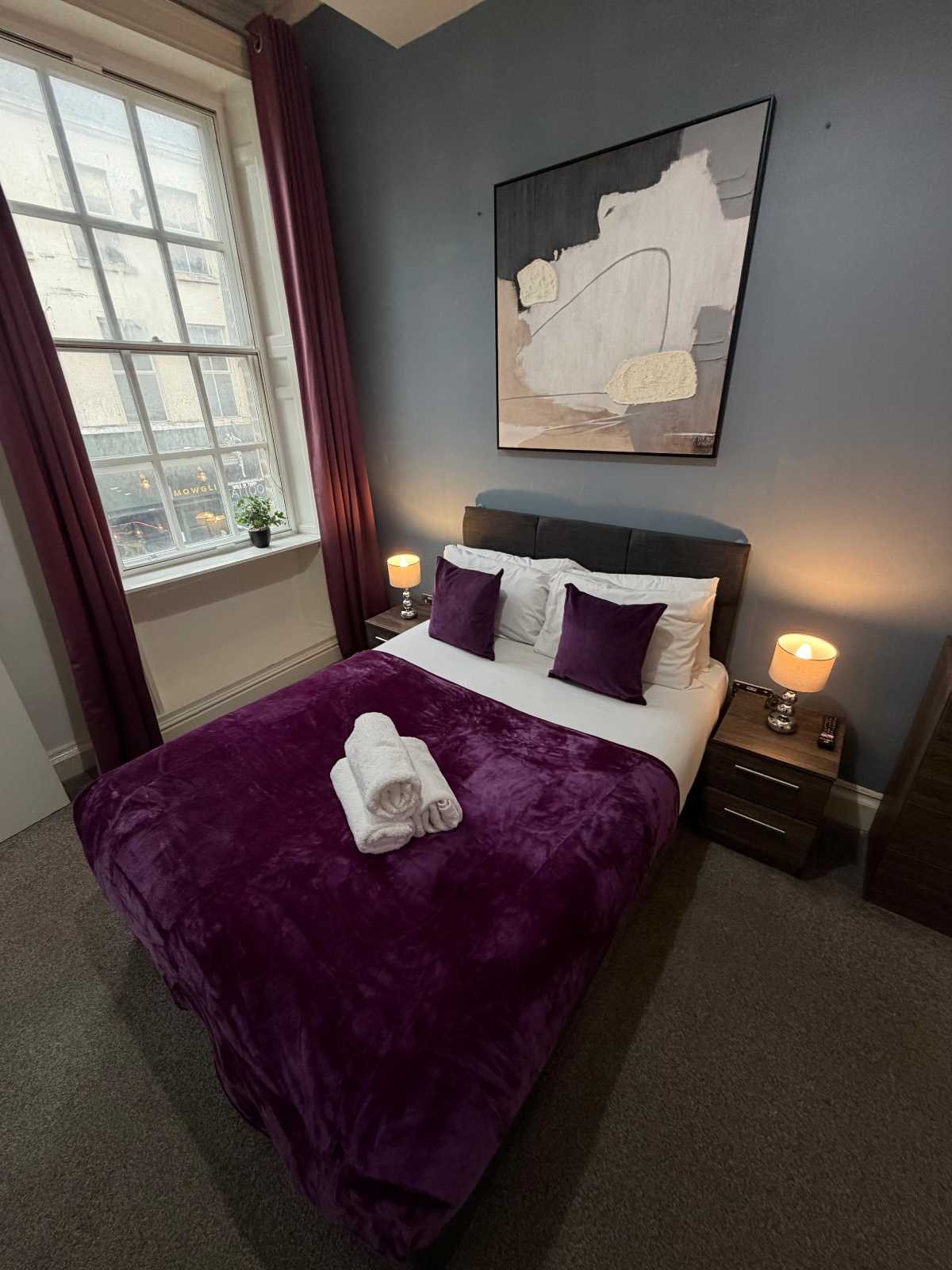 Spacious 4BR Central Liverpool + Private Terrace in 88 Bold Street, Liverpool, L1 4HY, United Kingdom - Property image 12 - VivreStays