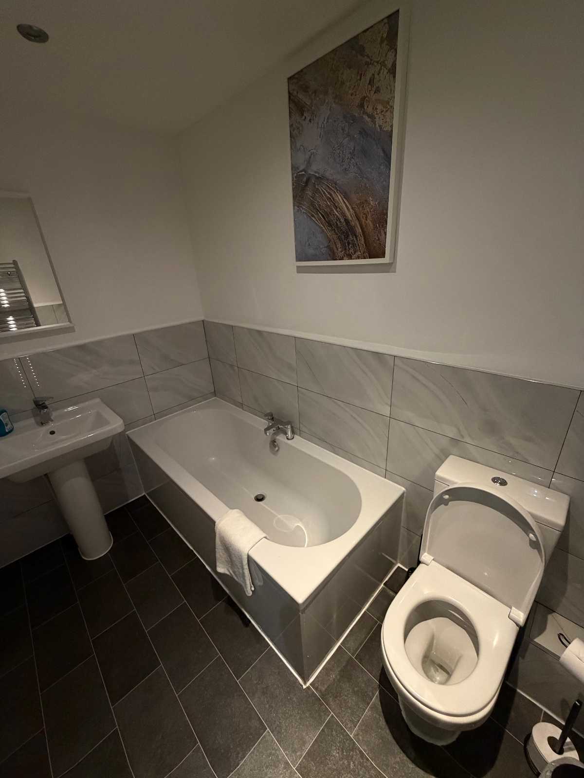 View Spacious 4BR Central Liverpool + Private Terrace in 88 Bold Street, Liverpool, L1 4HY, United Kingdom Spacious 4BR Central Liverpool + Private Terrace in 88 Bold Street, Liverpool, L1 4HY, United Kingdom - Property image 13 - VivreStays