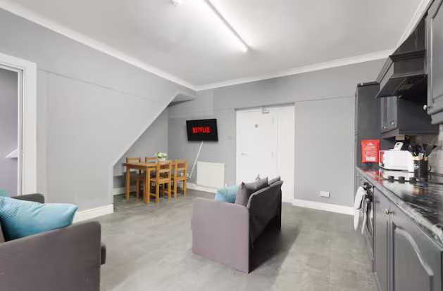 20 Mitchell Street by Mia Partners in 20 Mitchell Street, DH9 7BE - Property image 10 - VivreStays