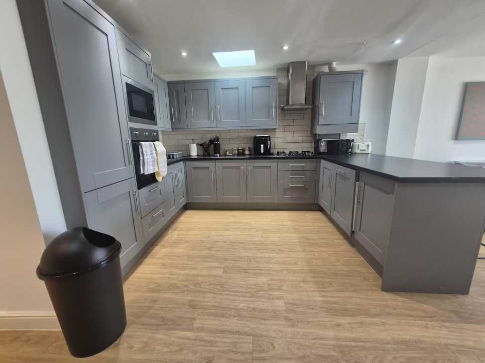 363a Fishponds Road by Mia Partners in 363a Fishponds Road, Bristol, BS5 6RB, United Kingdom - Property image 3 - VivreStays
