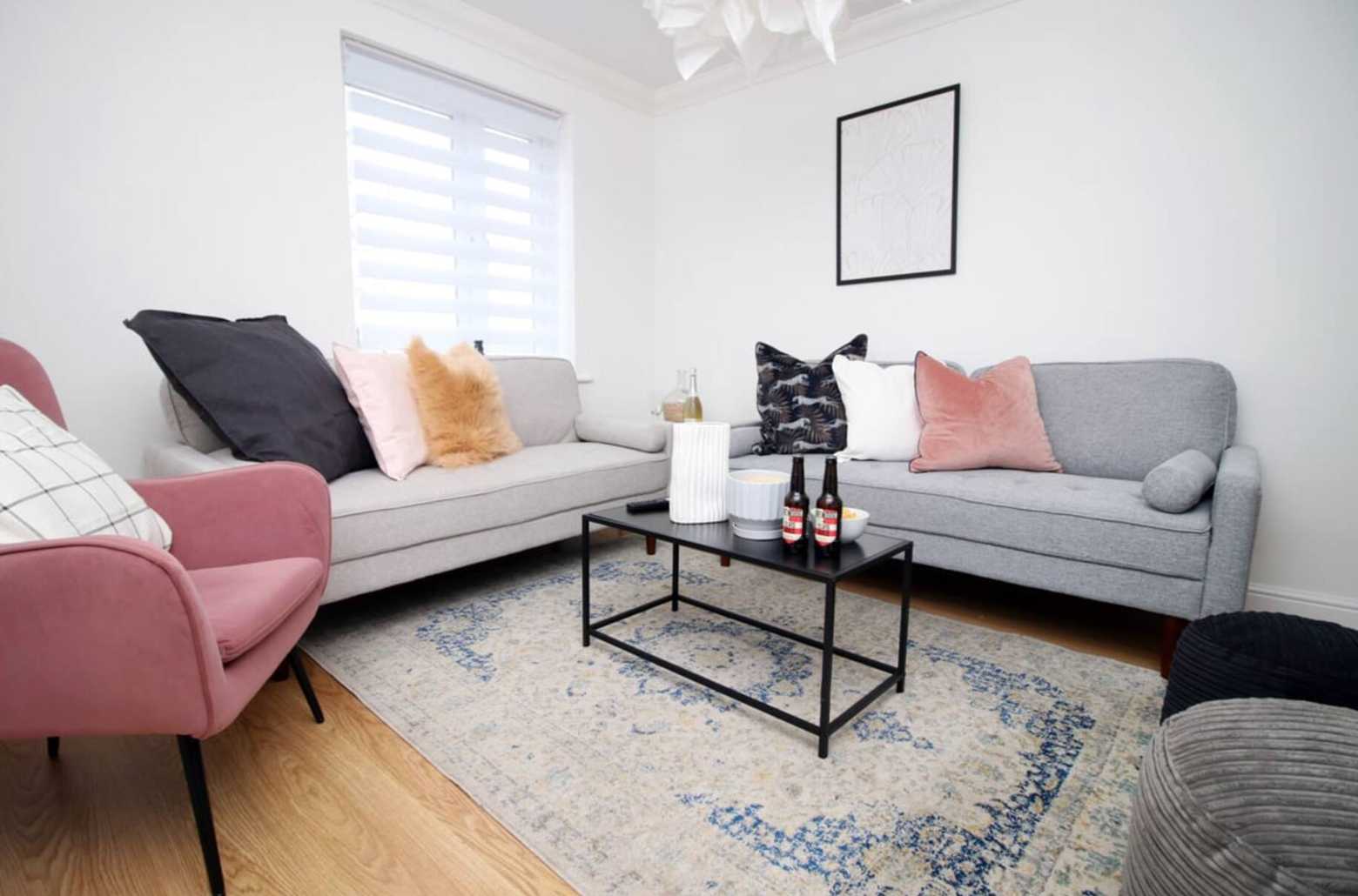 1 Alicia by Mia Partners serviced apartment - UK - VivreStays